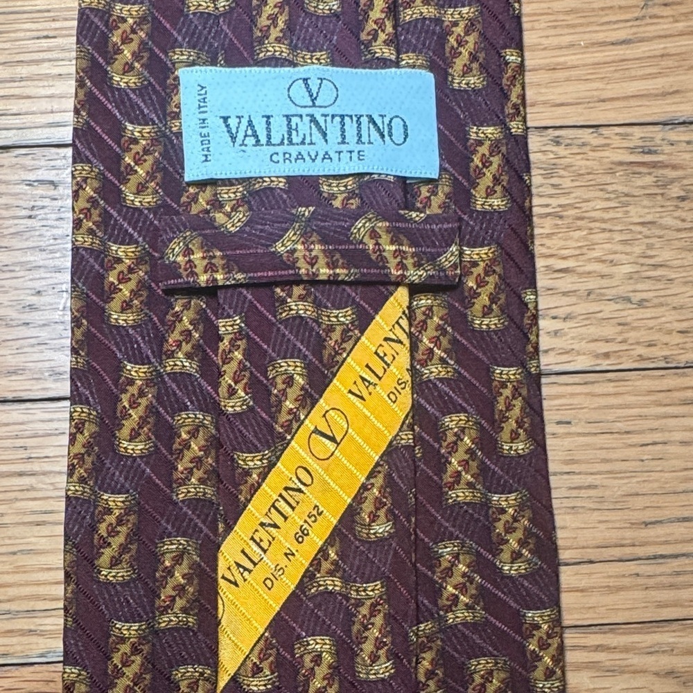 Vintage Valentino Burgundy and Gold Men's Silk Tie Made in Italy